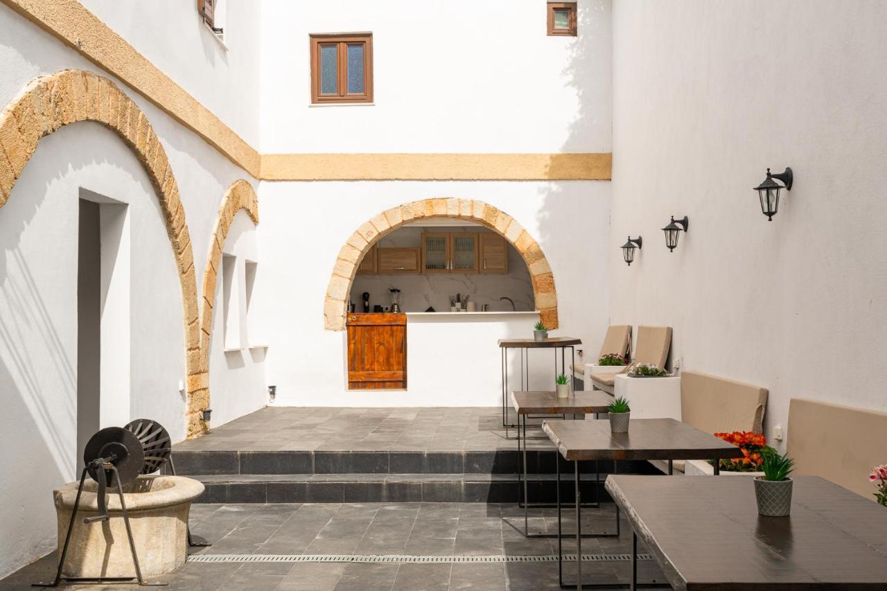 Ancient Knights Luxury Suites Rhodes City Exterior foto