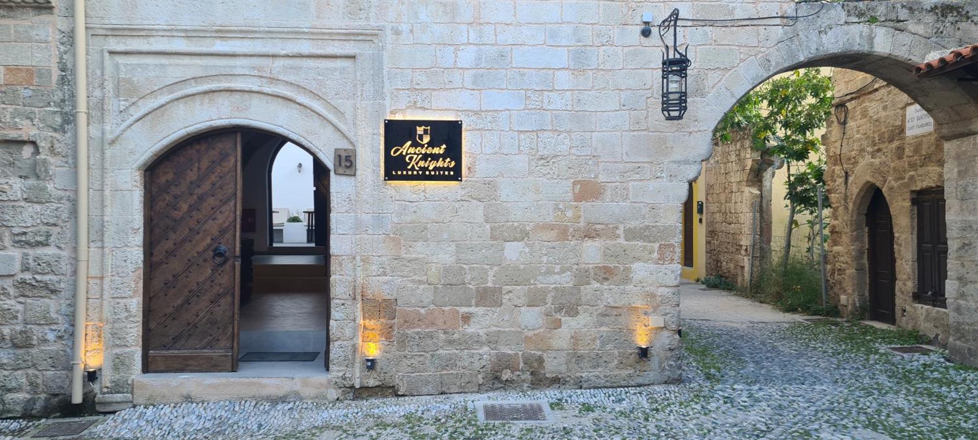 Ancient Knights Luxury Suites Rhodes City Exterior foto